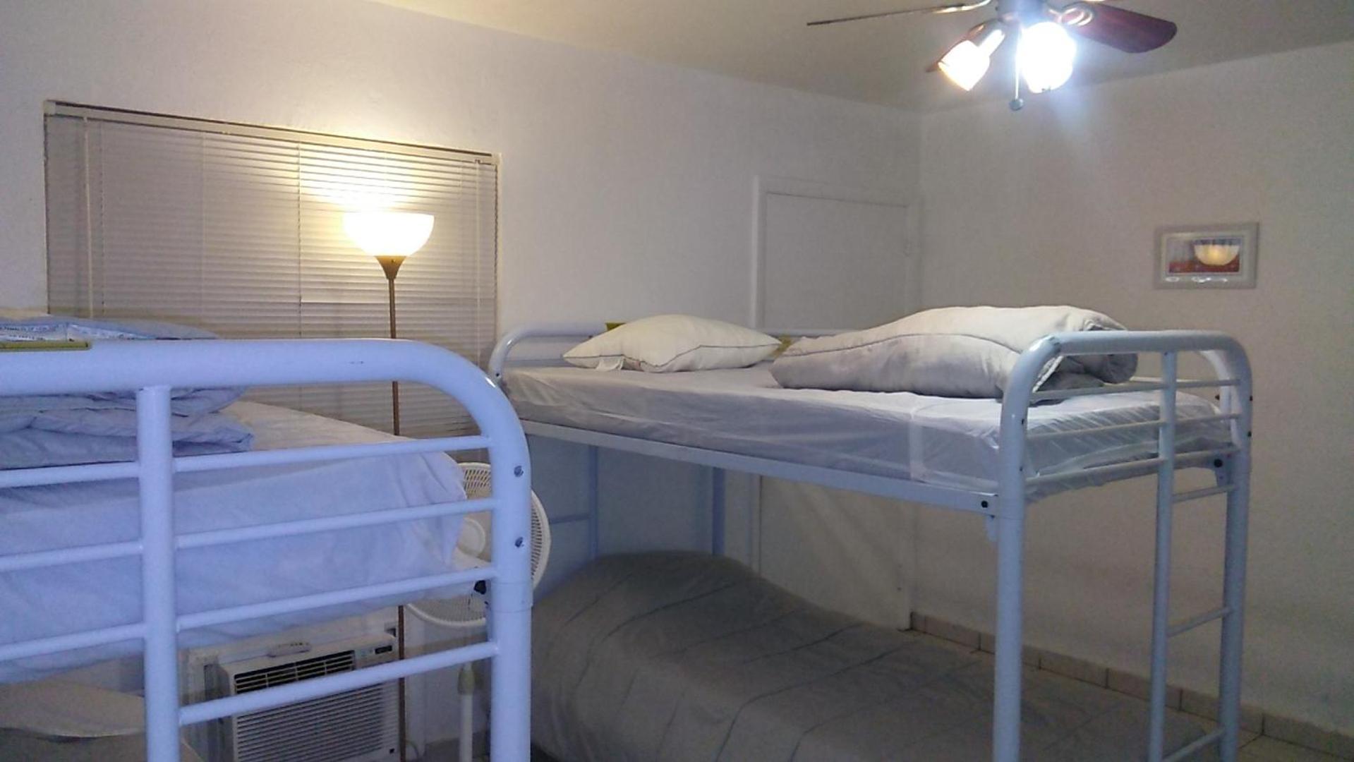 הוסטל Downtown Hollywood Beach Students' Dorm מראה חיצוני תמונה