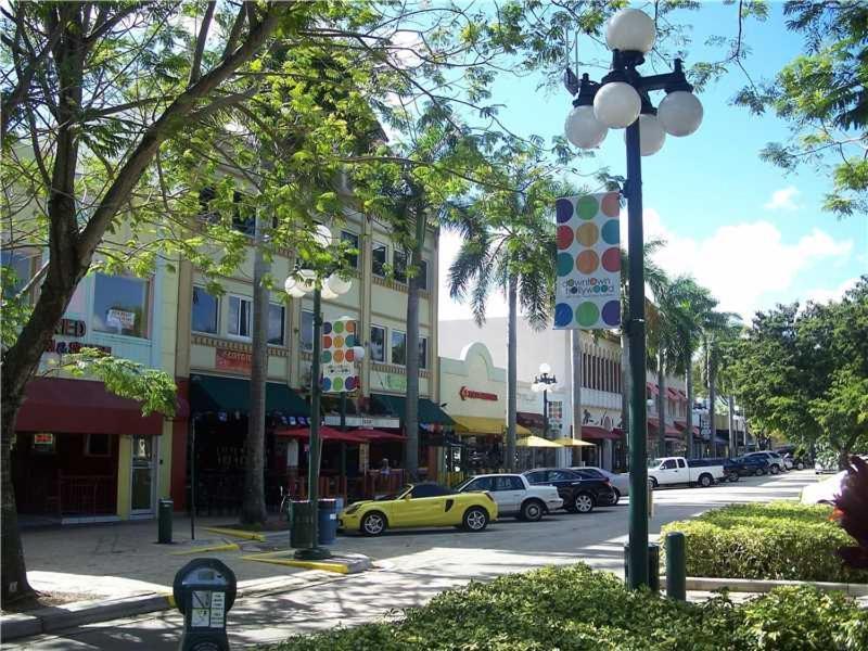 הוסטל Downtown Hollywood Beach Students' Dorm מראה חיצוני תמונה